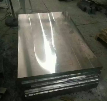 SKD11